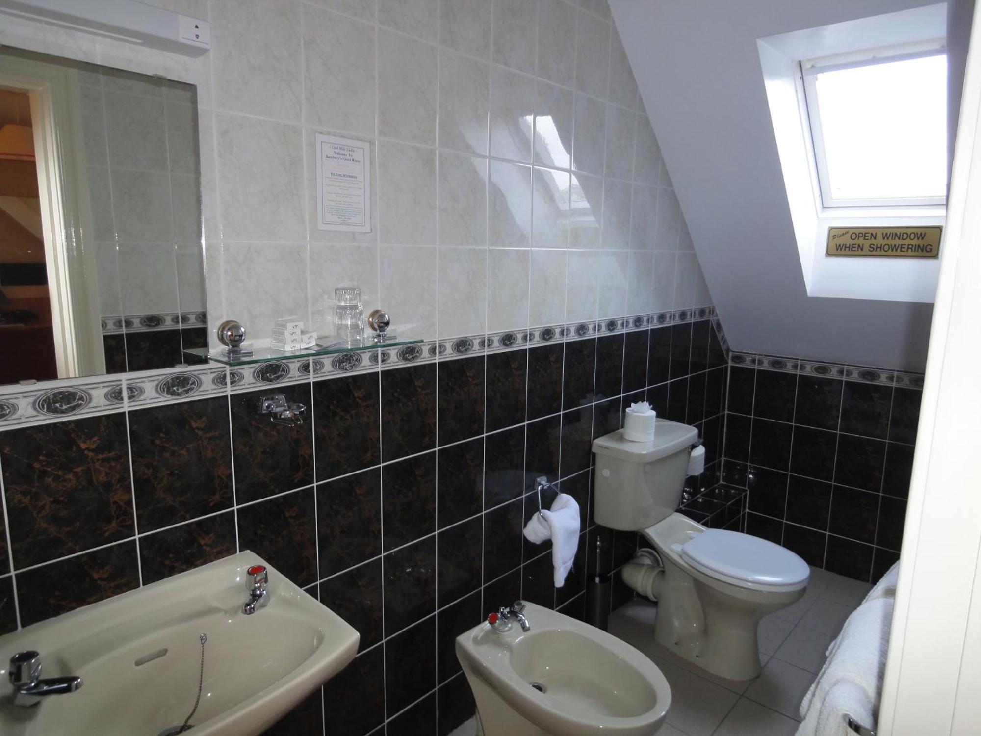Bambury'S Guesthouse Dingle Rum bild